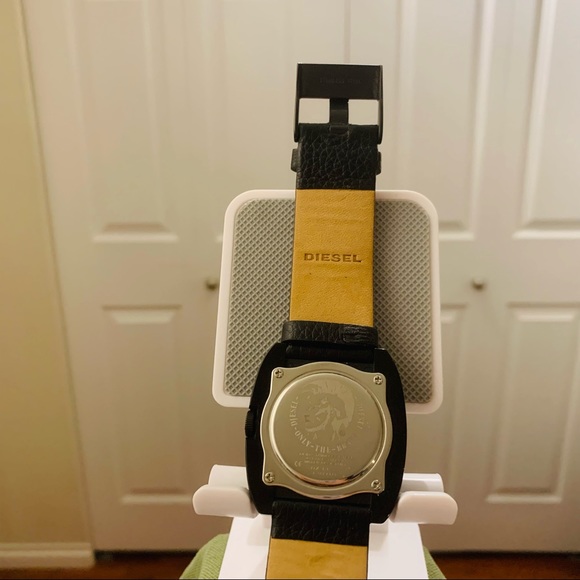 DIESEL watch DZ1133 - Picture 10 of 11